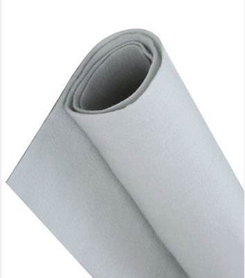 Kwaliteit  200sqm White Polypropylene Geosynthetic Fabric 4 Ounce Non Woven Geotextile Fabric fabriek